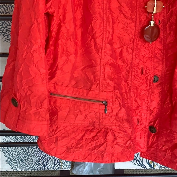 Chicos size 2 crinkly jacket - Picture 4 of 4